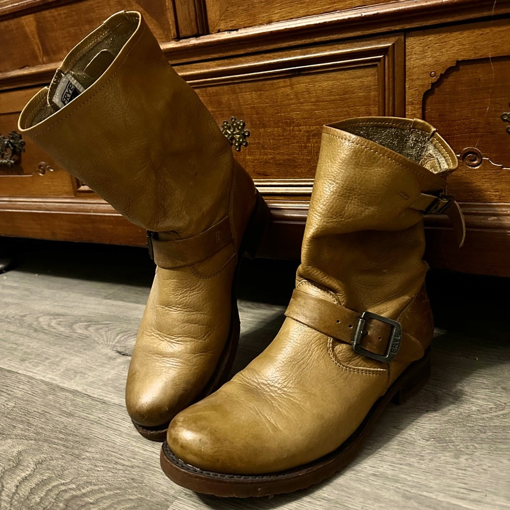 Frye boots, hardly worn